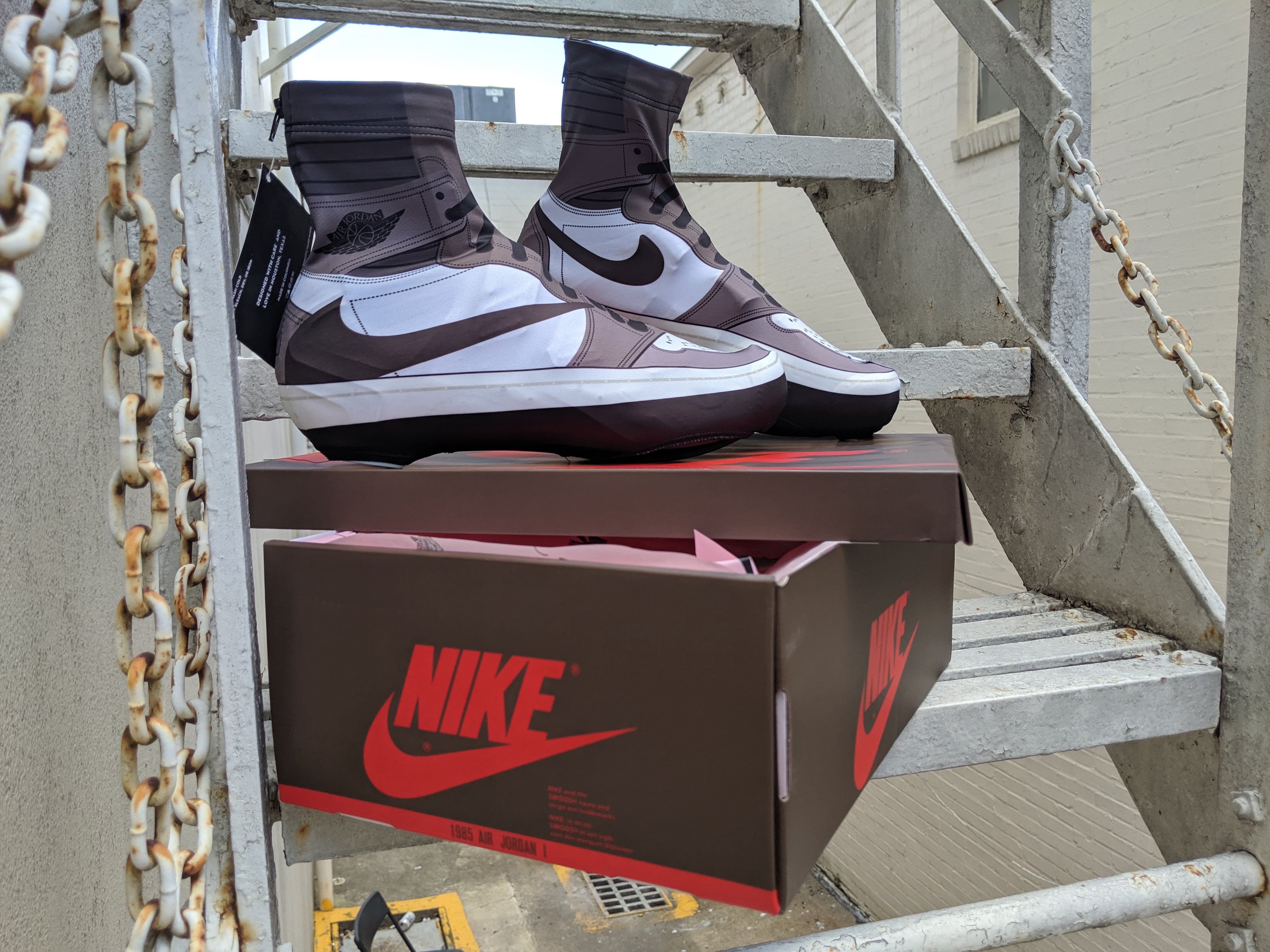 Nike shoe covers Clearance